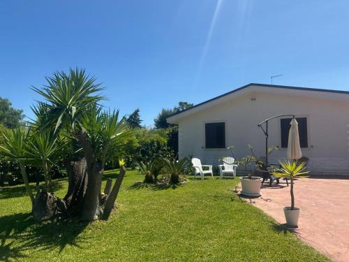 Fontane Bianche House | Family-Friendly Retreat at White Rock House Awaits You