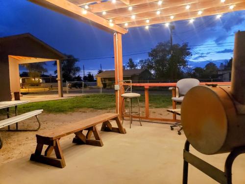 Alamogordo House | Pet-Friendly White Sands Casita with 9.3/10 Guest Rating