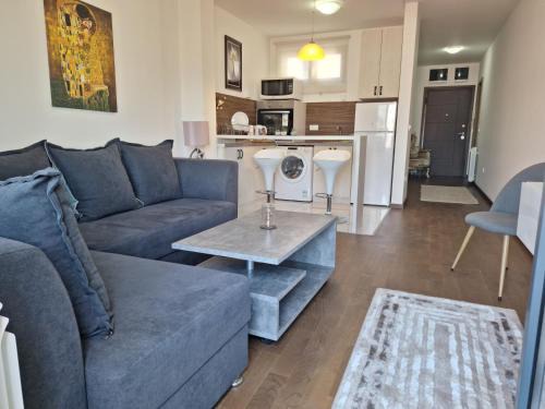 Vukov Spomenik Apartment | Perfect Retreat at White Sapphire: Guest Rated 10/10