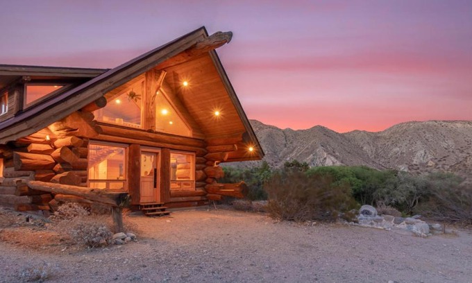 Palm Springs House | Historic Whitewater Cabin: Pet-Friendly Desert Retreat