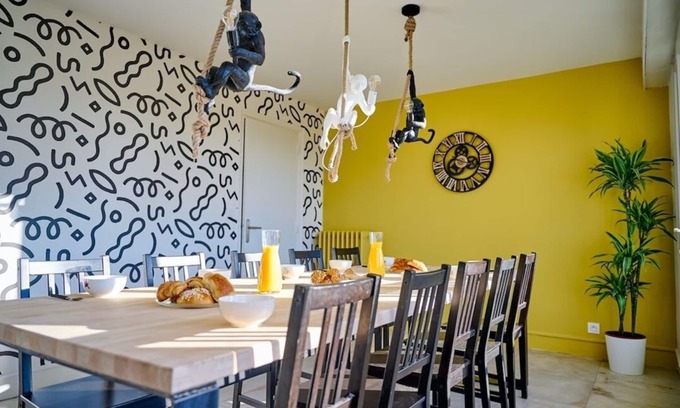 Lorient House | Perfect Family Retreat in Lorient Near Beaches & Center