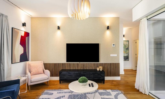 Sao Paulo Apartment | Stylish Ribeira 11 Design Apartment - Family Friendly Retreat