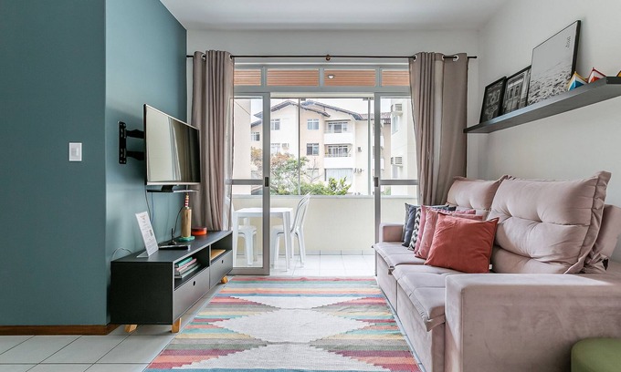 Florianopolis Apartment | Relaxing Escape with Pool & High-Speed Wi-Fi at ITAA08