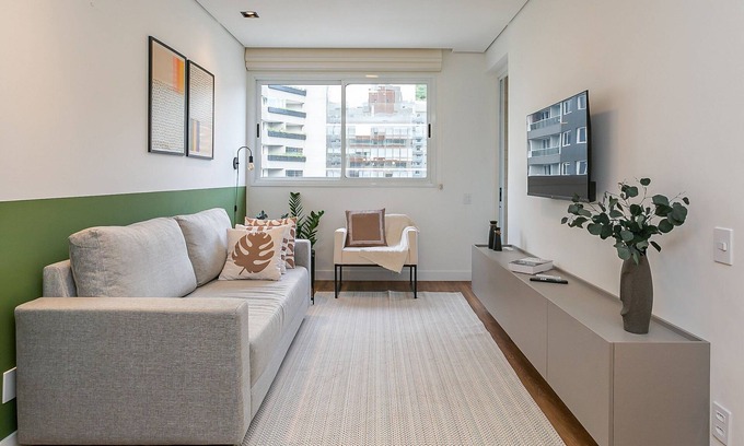 Centro Apartment | Modern Hotel with Wi-Fi & Kitchen, Steps from Beiramar