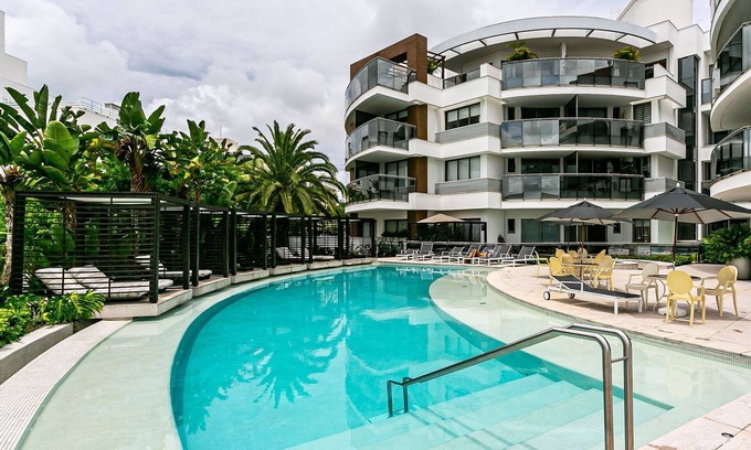 Jurere Apartment | WI-FI 600mb | Partial SEA view #JA34