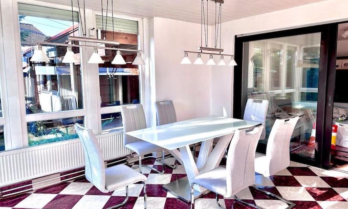 Ebersberg District Apartment | Homely Retreat: Apartment with Garden for Families