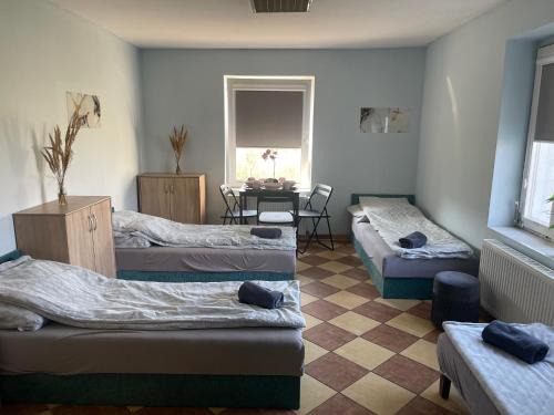 Trzebnica Apartment | Wiejska Chata w Doline Baryczy