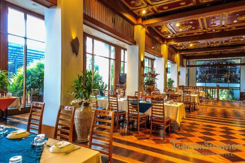 Lampang Hotel | Relaxing Stay at Wienglakor Hotel Lampang with Pool & Dining