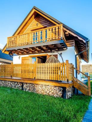 gmina Dobra House | Wierchy Beskidu: Guest Rated 9.8 with Spa & Pet-Friendly Stay