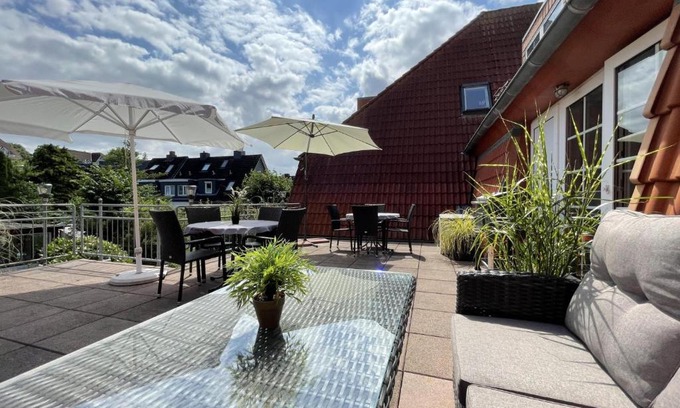 Laboe Apartment | Cozy Appartement-Service-Laboe: Pet-Friendly & Pool Access