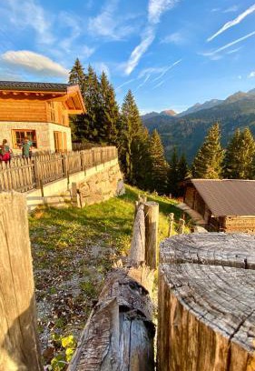 Gerlosberg Ski Chalet | Guest Rated 10/10 at Almchalet Wieslhütte - Family-Friendly Stay