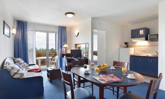 Pyrenees 2000 Apartment | Wifi, 100m from resort center, fitness, terrace, balcony, tv, ski locker, 25m², Pyrénées 2000