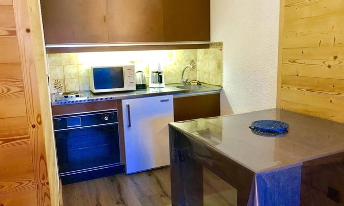 Correncon-en-Vercors Apartment | Cozy 1st Floor Stay with Wifi in Villard de Lans