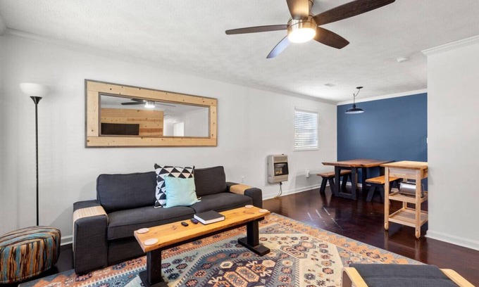 Beattyville Apartment | Unforgettable Adventure at Grey Duck - Rock Climbing Retreat!
