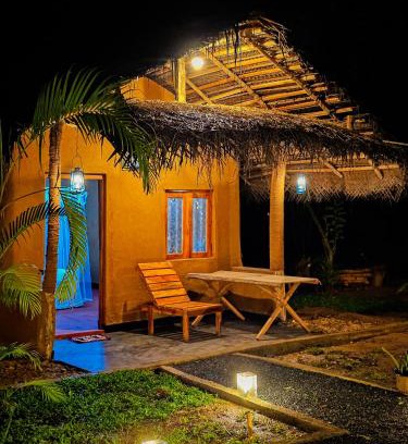Udawalawa Hotel | Discover Wild Safari Clay House: Rated 9.9/10, Family-Friendly