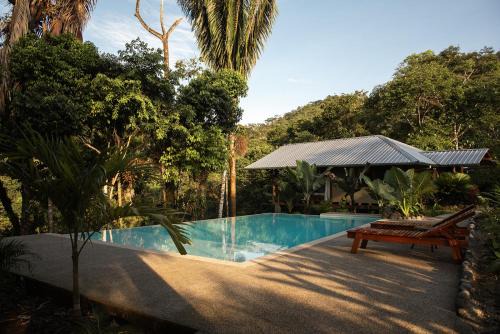 Ramonurcu Villa | Explore Wild Wasi Lodge: Guided Tours & Ocean Views