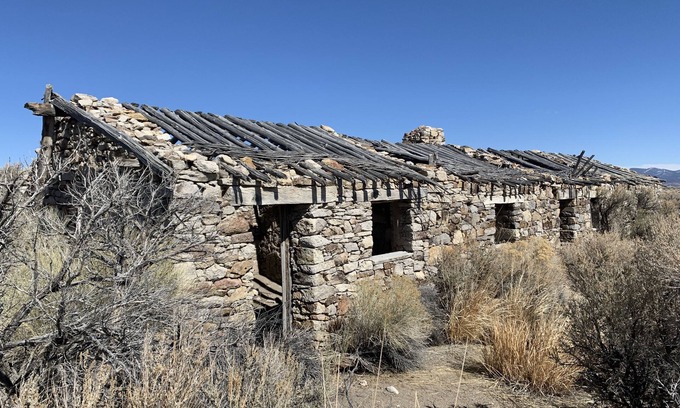 Eureka Apartment | Experience Wild West Charm with Family-Friendly Amenities