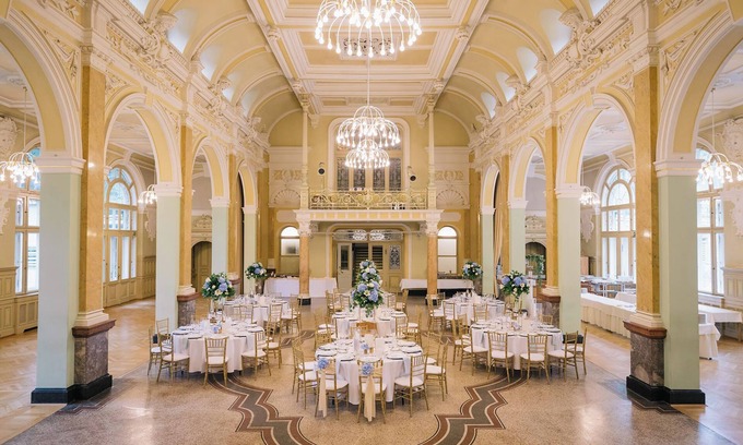 Rothenburg ob der Tauber Hotel | Discover Wildbad Rothenburg: Family-Friendly & Accessible Stay