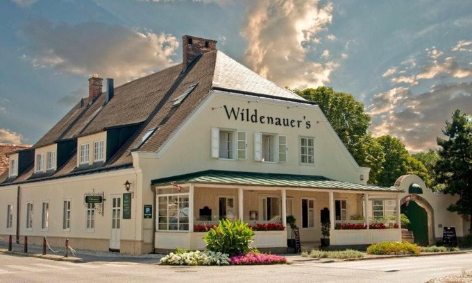Biedermannsdorf Hotel | Wildenauer's: Guest Rated 9/10, Pet Friendly & Breakfast Included