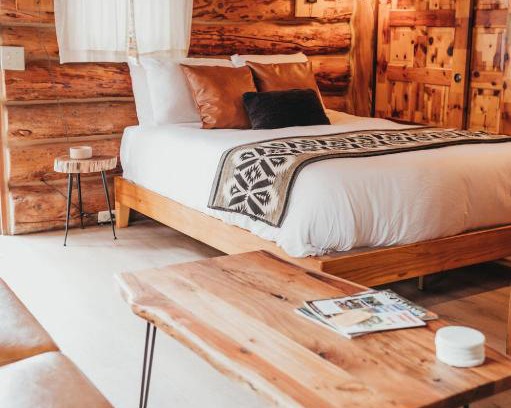 Stevenson Cabin | Enjoy Riverside Bliss at Wilder and Pine Cabins