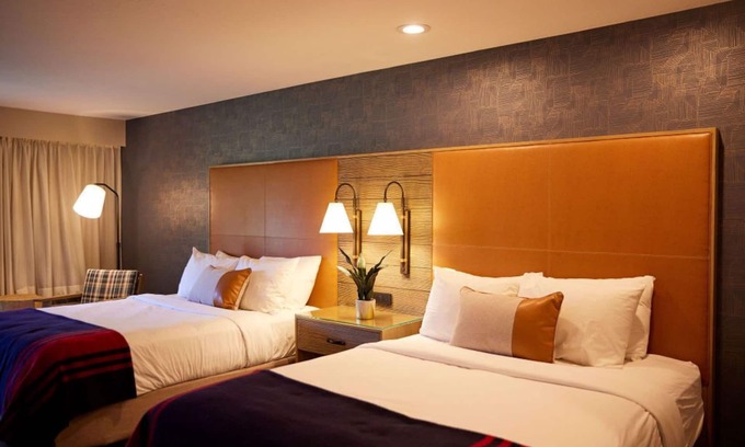 Orchard District Apartment | Explore Nature with Accessible 2 Queens and Great Amenities