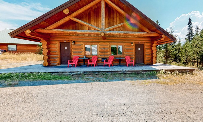 Lac Le Jeune Cabin | Dog-Friendly Wilderness Resort Cabin with Full Kitchen & Deck