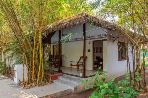 Karjat Hotel | WilderNest Araanya by Vibescapes