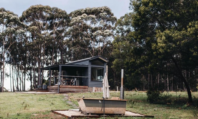 Tallong House | Experience Oceanfront Bliss at Wildernest: Rated 8.5/10