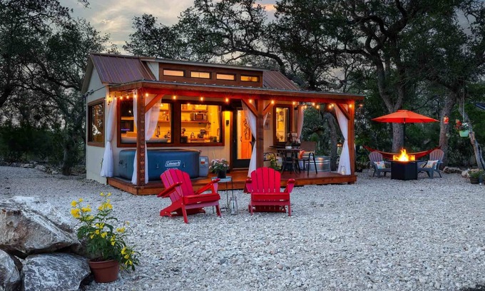 Hondo Cabin | Cozy Wildflower Tiny Home with Private Pool for Families