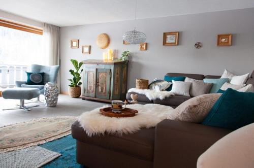Rofleuten Apartment | Relax at Wildgrün Spa Lodge: Family-Friendly Retreat