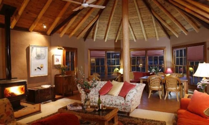 Eurunderee Cabin | Wildwood Country Guesthouse - Perfect Retreat for Solo Travelers
