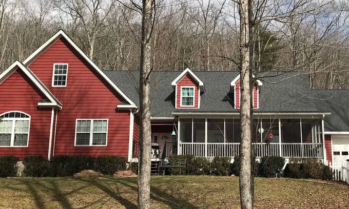 Lake Toxaway House | Wildwood Lodge in Lake Toxaway NC - Mountain Vacation mode activated!