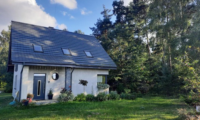 Konopiska Villa | Pet-Friendly Willa Aleksandria with Top-Rated Amenities