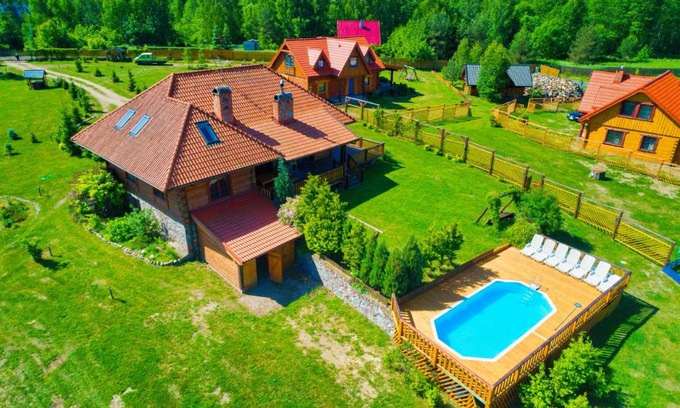 Dobre Miasto Villa | Willa Limajno: Pet-Friendly Paradise with Private Beach Access