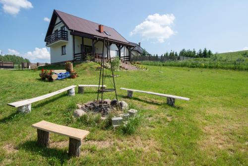 Stare Juchy House | Beachfront Bliss at Willa Liski: Family-Friendly Escape