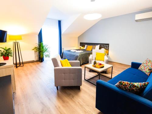 Busko-Zdroj Bed & Breakfast | Unforgettable Stay at Willa Moćkówka with Hot Tub & Breakfast