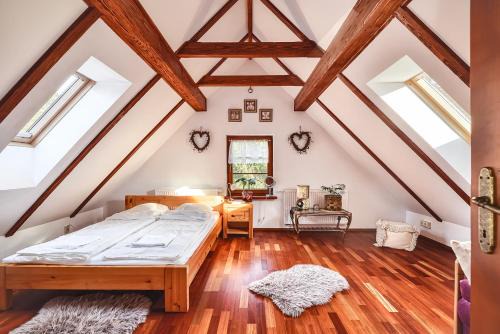 Piwniczna-Zdroj House | Pet-Friendly Retreat at Willa nad Popradem - 10/10 Rated