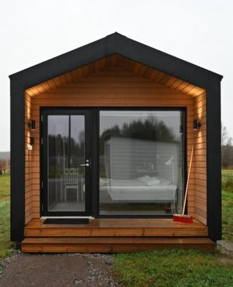 Lumijoki Apartment | Top-Rated Willa Rauha 1B: Ideal for Families
