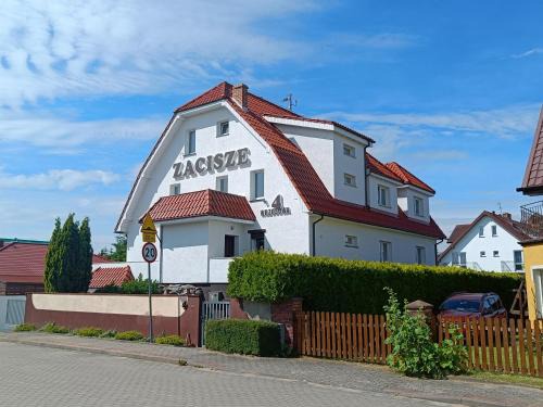 Sianozety House | Beautiful Willa Zacisze Sianożęty with Ocean View Amenities