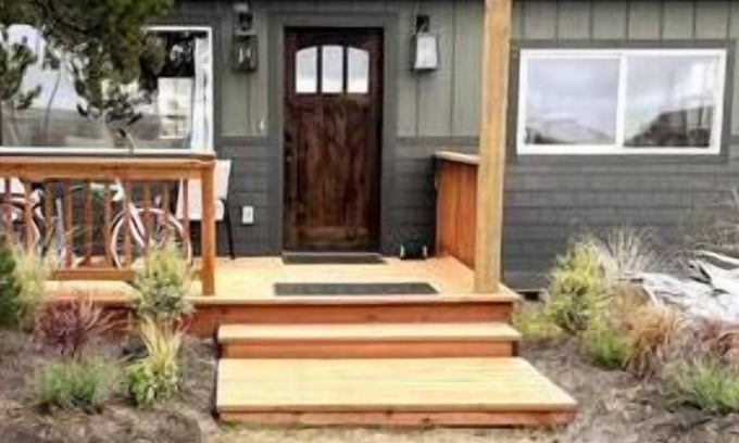 Tokeland House | Experience Oceanfront Bliss at Willapa Bay House
