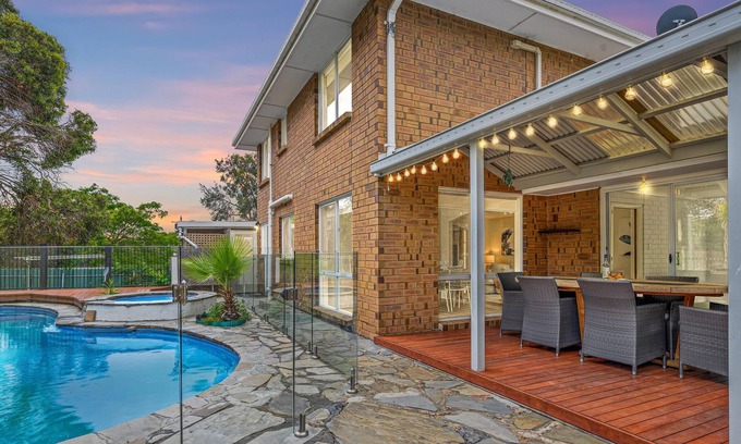 Port Willunga House | Willi ~ Port Willunga - I am home to sun-kissed noses, salty hair & sweet dreams