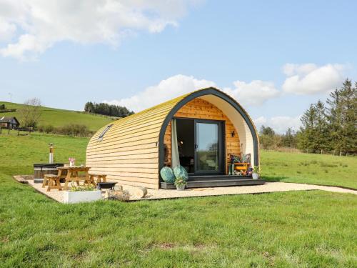 Llangurig House | Family-Friendly Stay at Willow - 4-Star Comfort Awaits