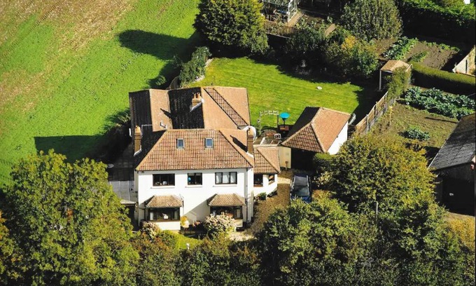 Cameley House | Willow Ridge: Country House with King & Twin Room Options