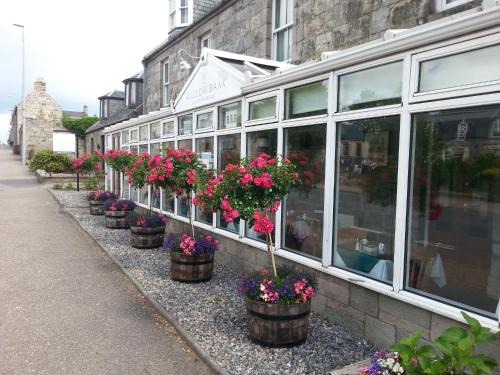 Grantown-on-Spey House | Family-Friendly Getaway at Willowbank with Top Reviews