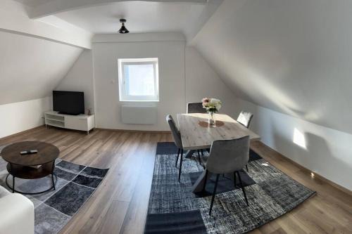 Legelshurst Apartment | Family-Friendly Willstätt Apartment with a 9/10 Rating