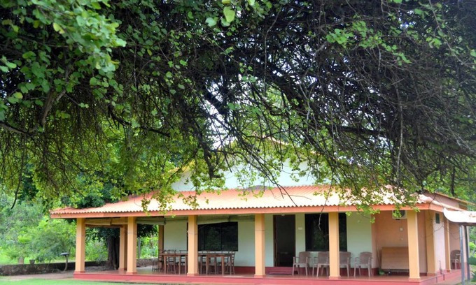 Pahala Maragahawewa House | Family-Friendly Wilpattu Dilsara Holiday Resort Awaits