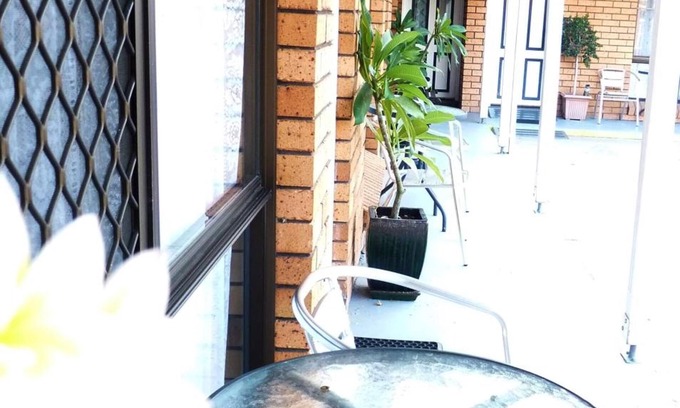 Moree Hotel | Comfortable Winchester Motel with Kitchen and Hot Tub