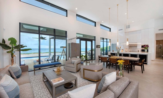 East End House | Oceanfront Bliss at Wind Upon the Waves in Grand Cayman