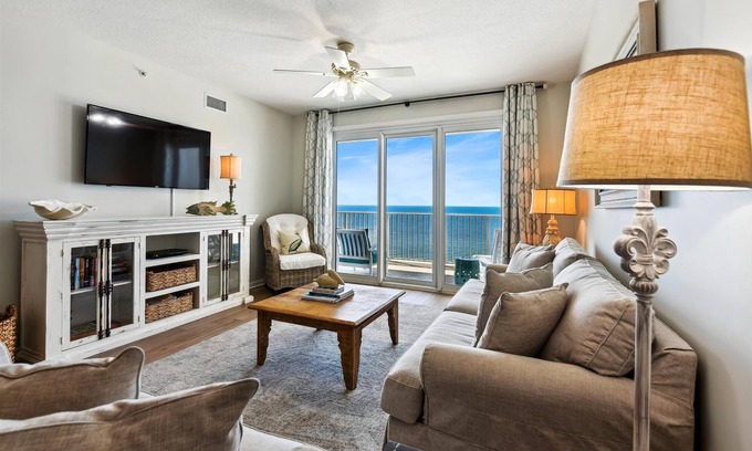 Ono Island Condo | Windemere Unit: Beachfront Bliss with Pool & Spa Access