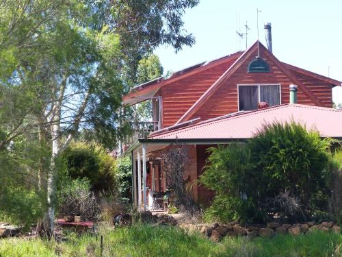 Ocean Beach Bed & Breakfast | Delightful Windrose B&B: Highly Rated Family Retreat